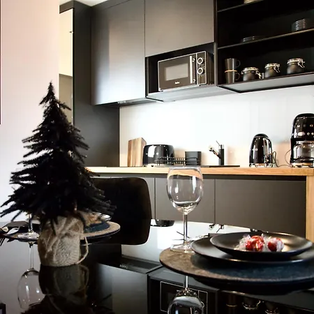Liberty 512 Apartment